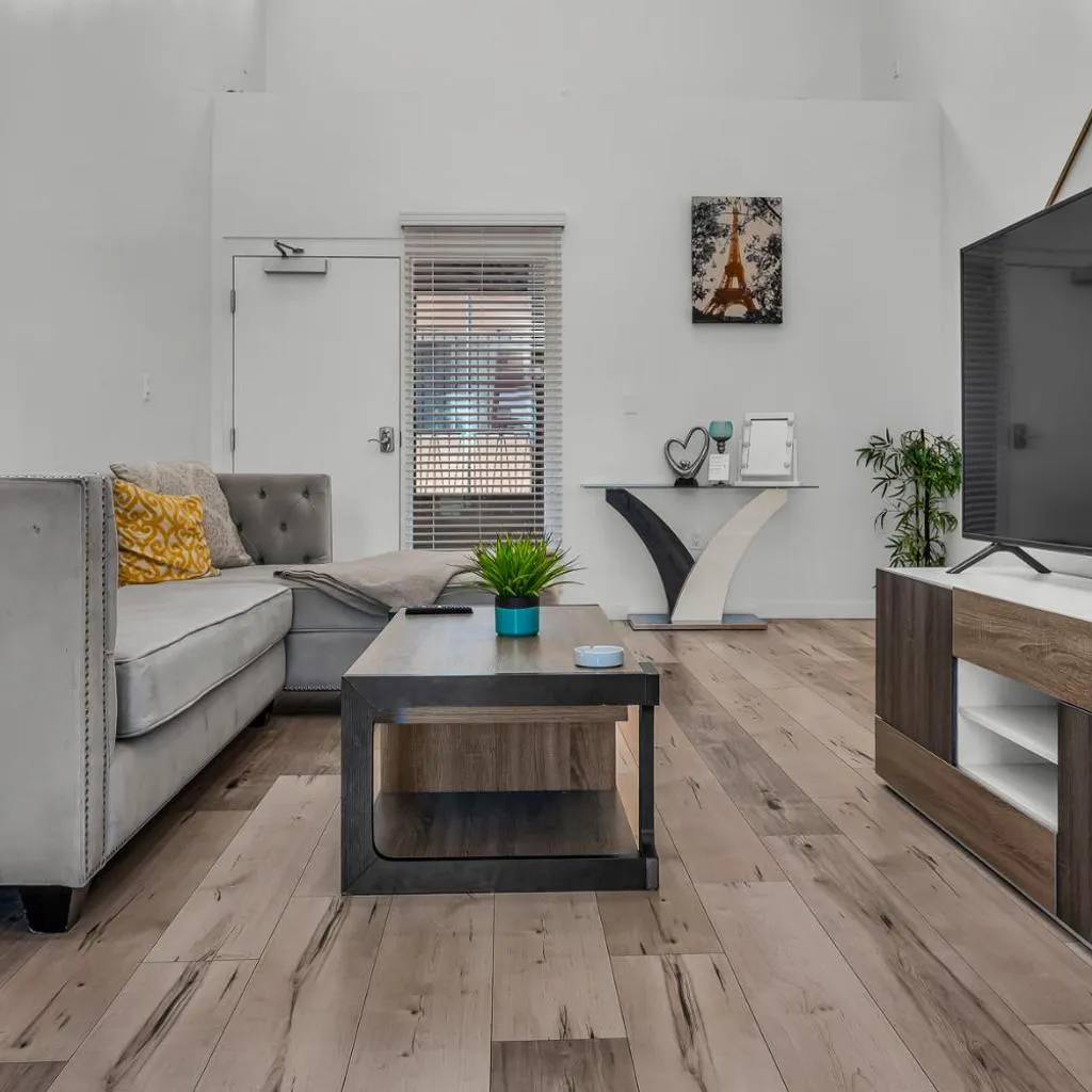 Photograph of Spacious 1BR Loft Near Downtown LA Free Parking & Balcony