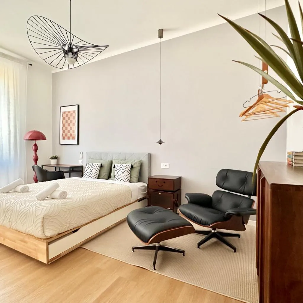 Photograph of CASAQUA Sempione Designer Home 2 Bedrooms 24H Supermarket Nightlife Tram to Duomo