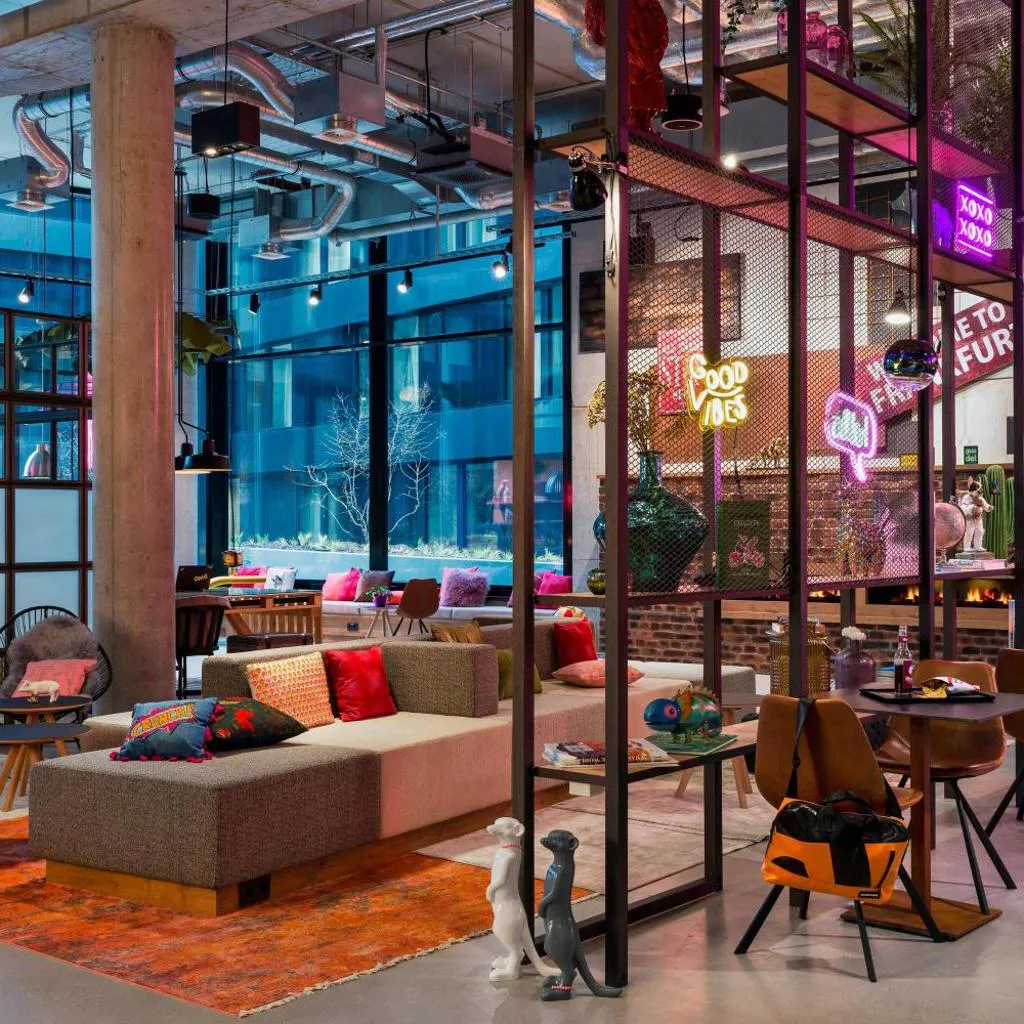 Photograph of Moxy Frankfurt City Center