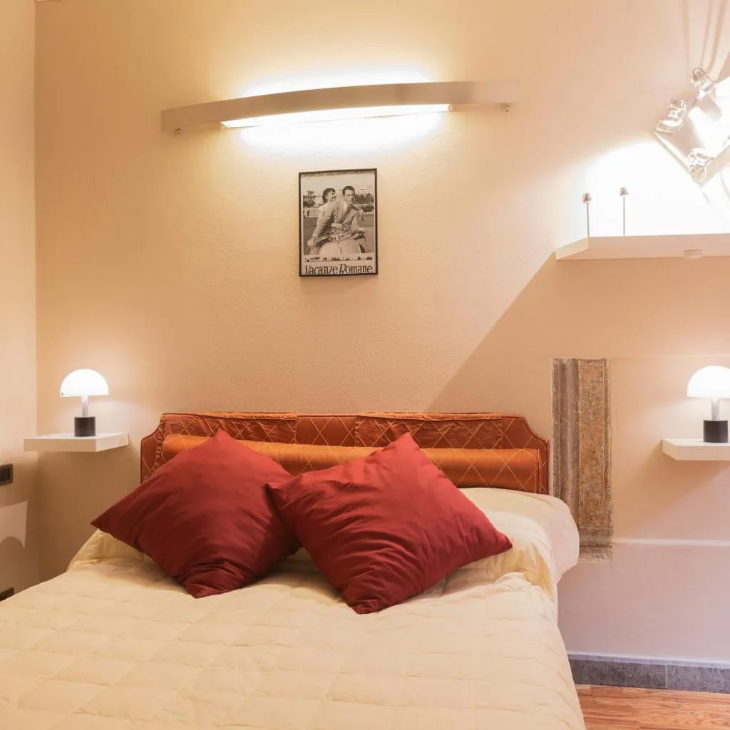 Photograph of La Dolce Vita Pantheon Suite