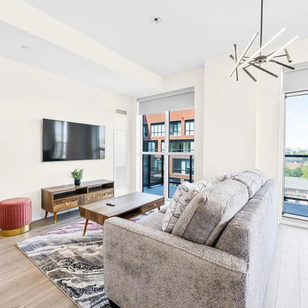 Photograph of Exquisite 3BR with Den & Complimentary Parking