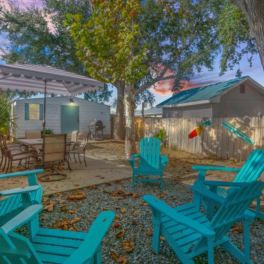 Photograph of Fanta Sea - Private Seasonal Hot Tub, Game Room, Walk to Beach, Pets OK, & More!