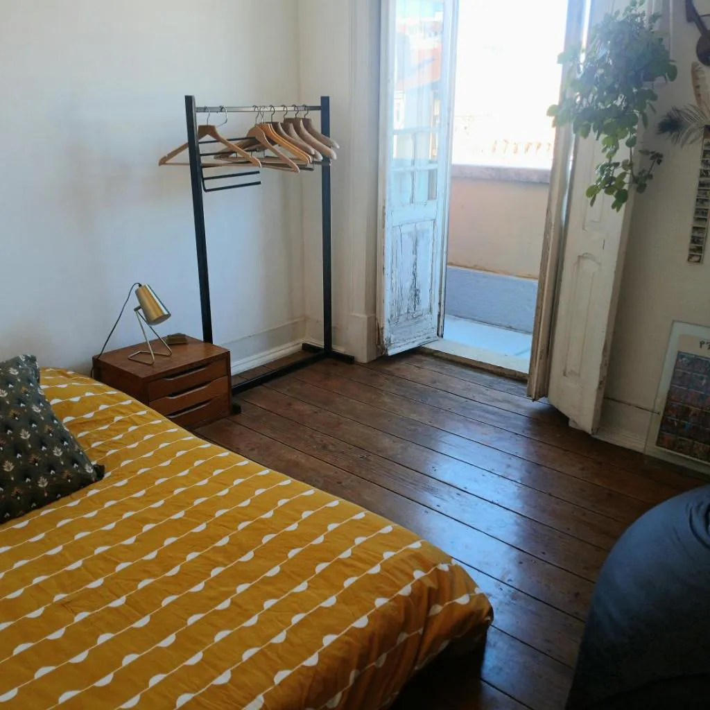 Photograph of Small Niponic room at the Republica das Bananas - close to the city center