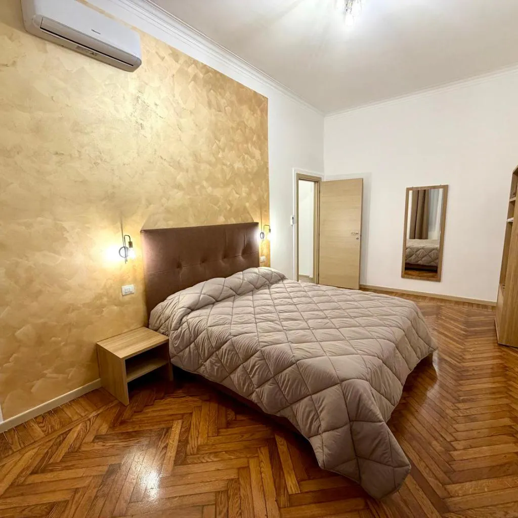 Photograph of Golden Milano Apartments