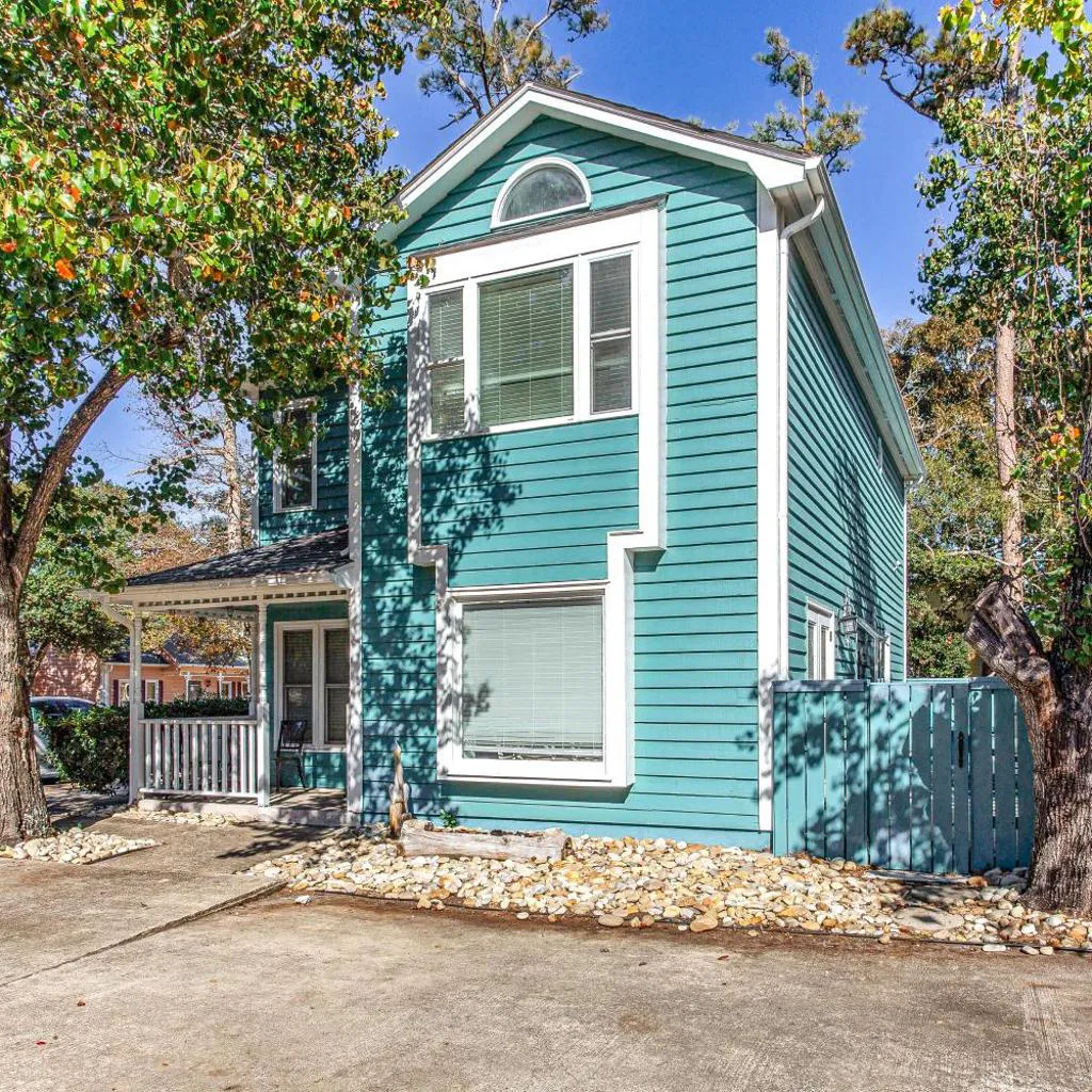 Photograph of < 1 Mi to Ocean: North Myrtle Beach Home w/ Grill!