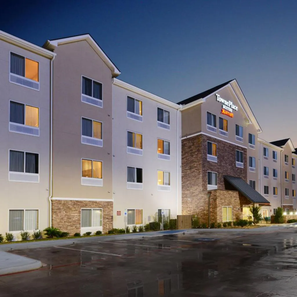 Photograph of TownePlace Suites by Marriott Houston Galleria Area
