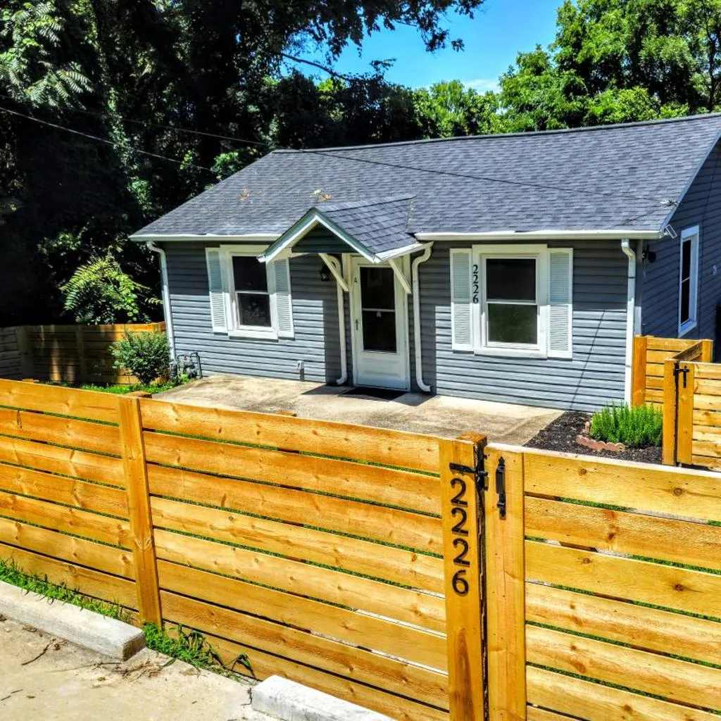 Photograph of Luxury duplex unit in Nashville Unit A