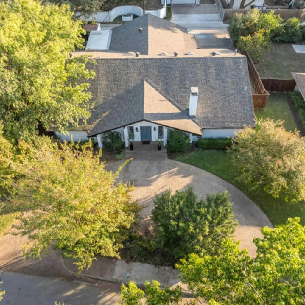Photograph of NEW The Texas Boudoir SpaHome - Naturalist Retreat