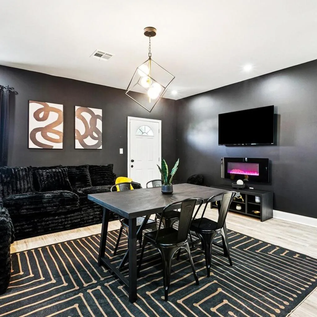 Photograph of Luxury 5BR Designer Stay and Stylish NOLA Getaway