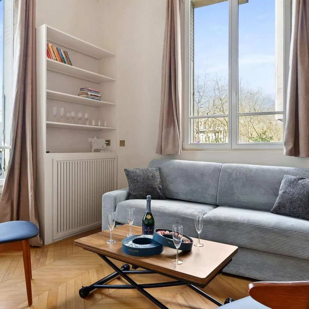 Photograph of 258 Flandrin - Superb Apt with AC - 4 guests