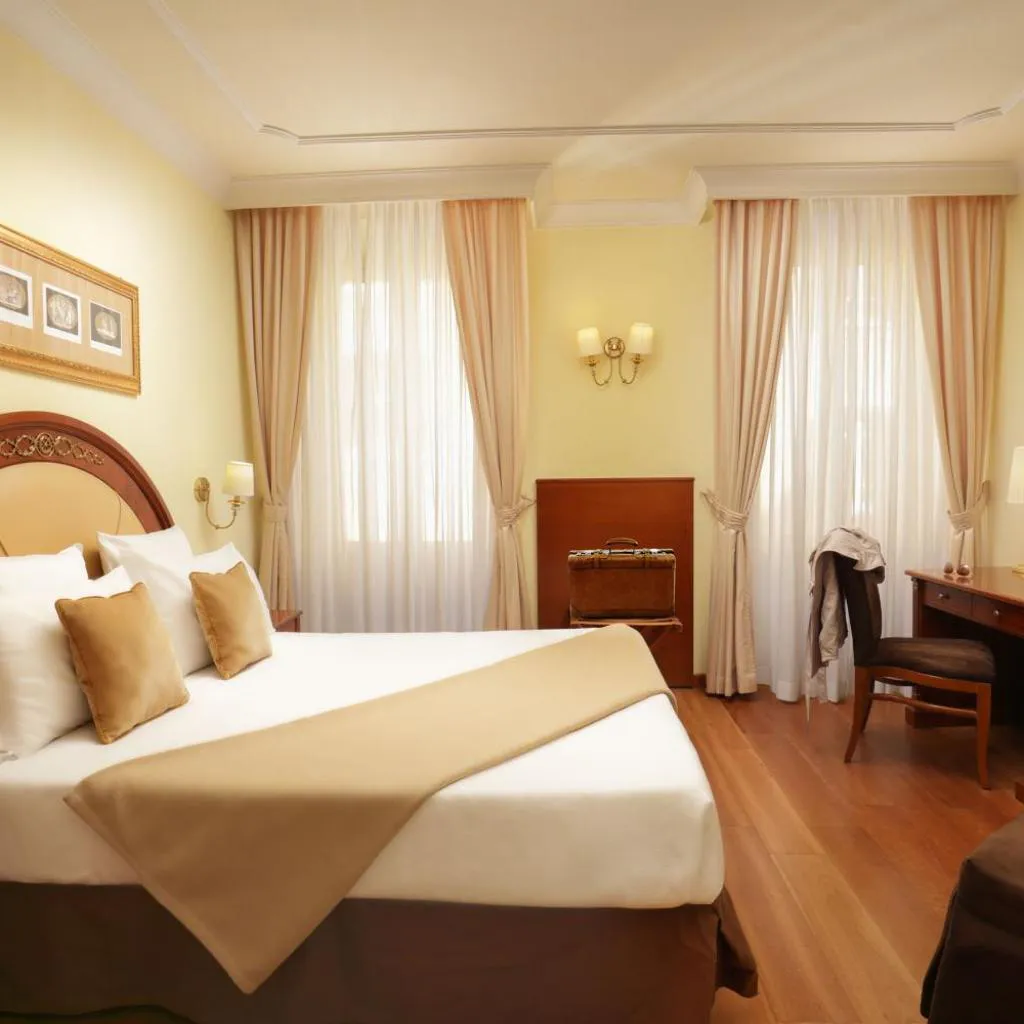 Photograph of Hotel Homs