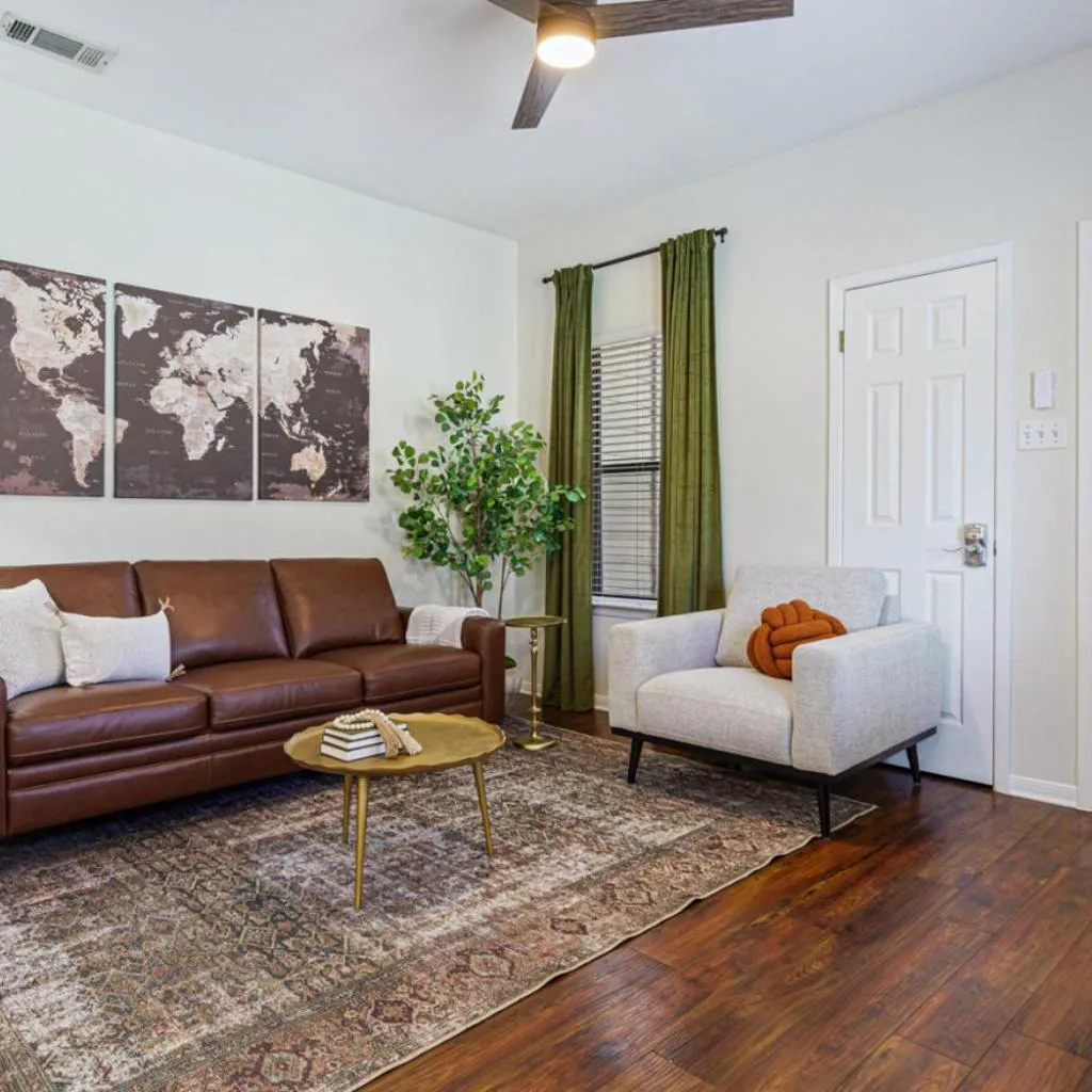 Photograph of Modern Haven with King Suite and Impeccable Location