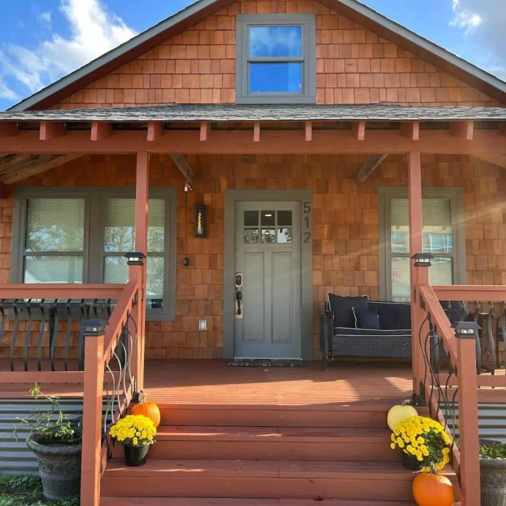 Photograph of The Breakaway Cottage w Steam Room and Loft