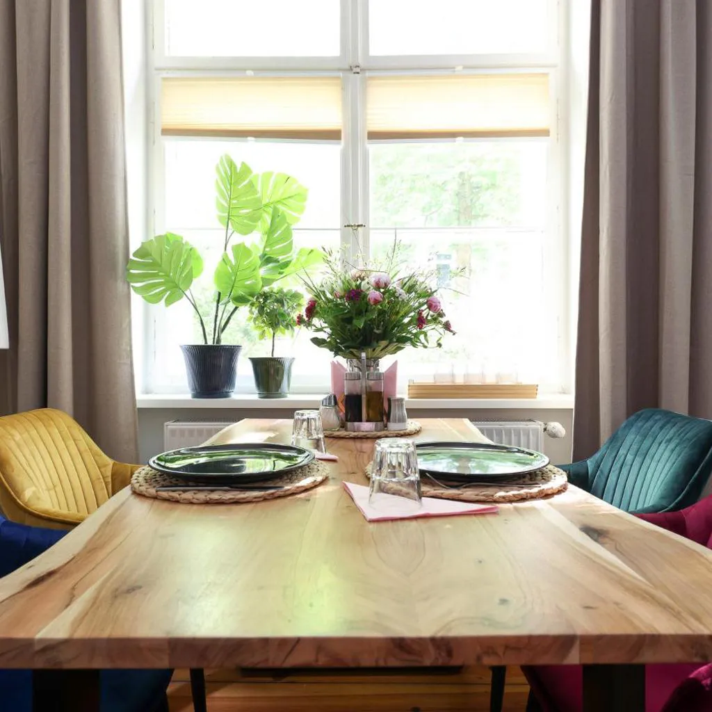 Photograph of 4 Personen Altbau nahe Kurfürstendamm - Othello