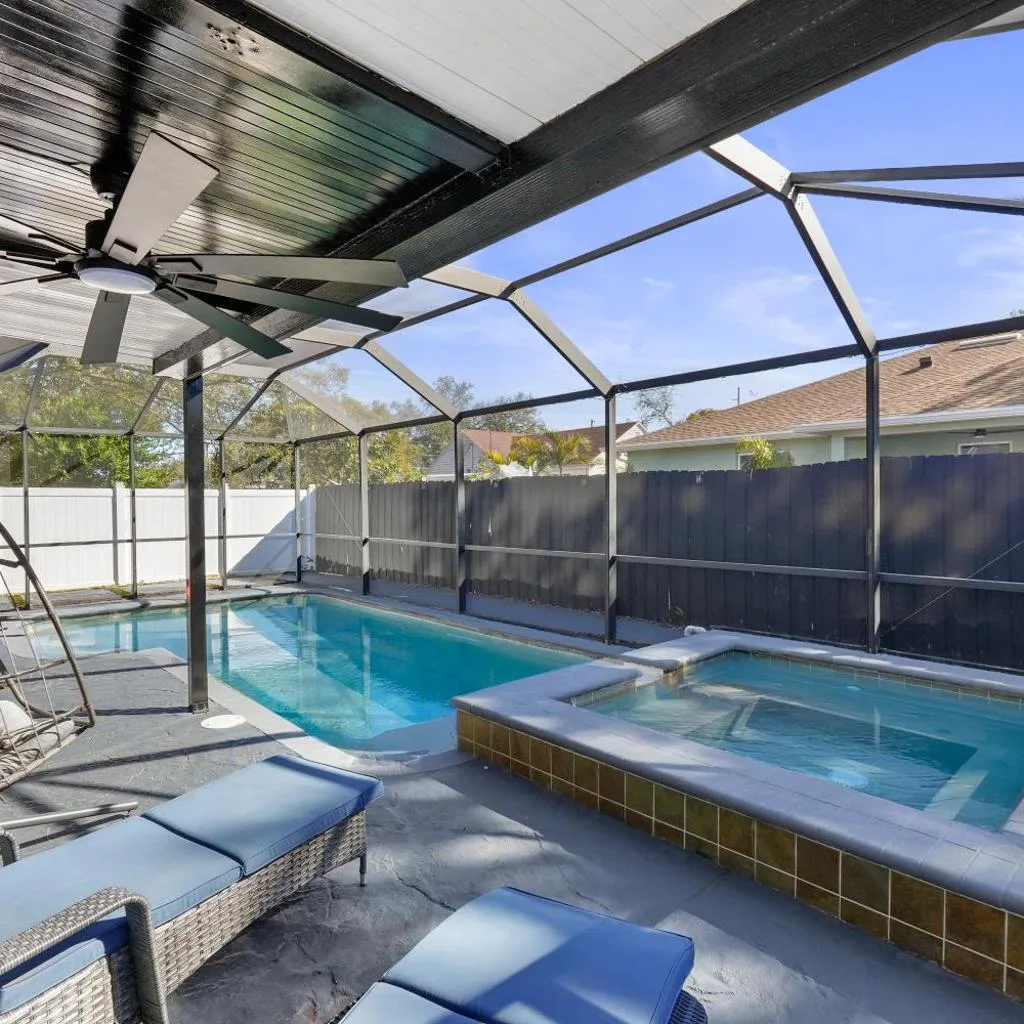 Photograph of Luxury Style townhome with Pool - 1 Miles to Bucs Stadium