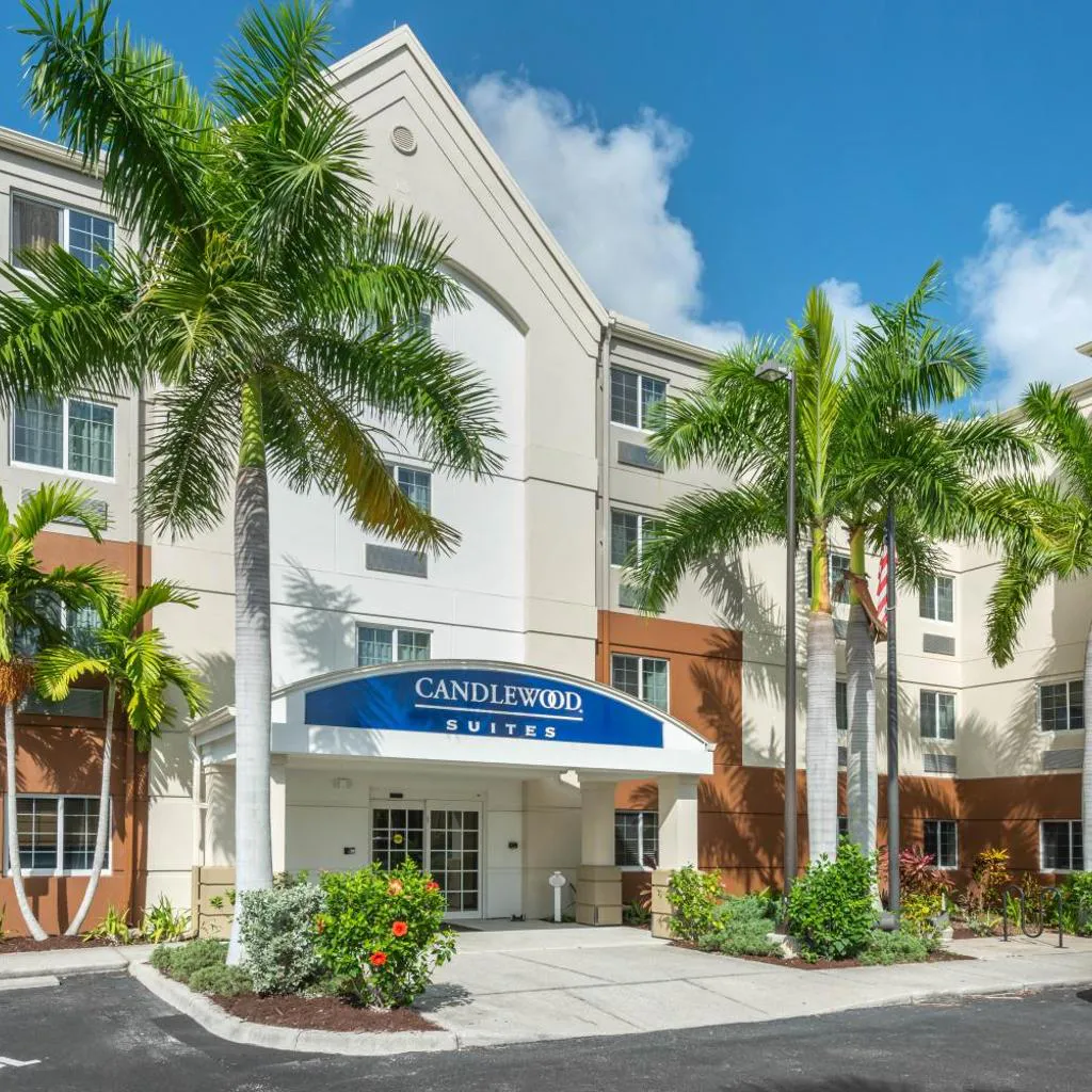 Photograph of Candlewood Suites Fort Myers/Sanibel Gateway by IHG