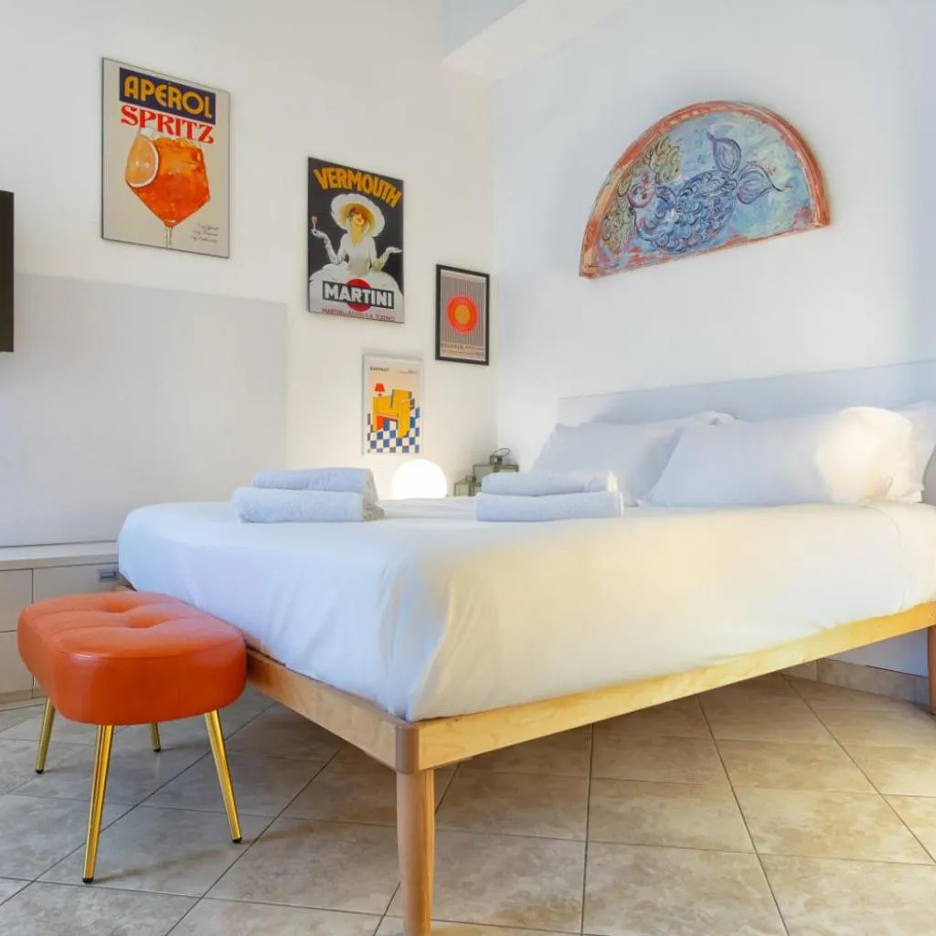Photograph of Studio Lunigiana Milano Stazione Milano