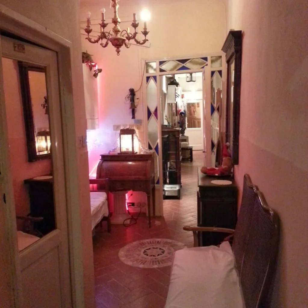 Photograph of Casa Maya Souvenir