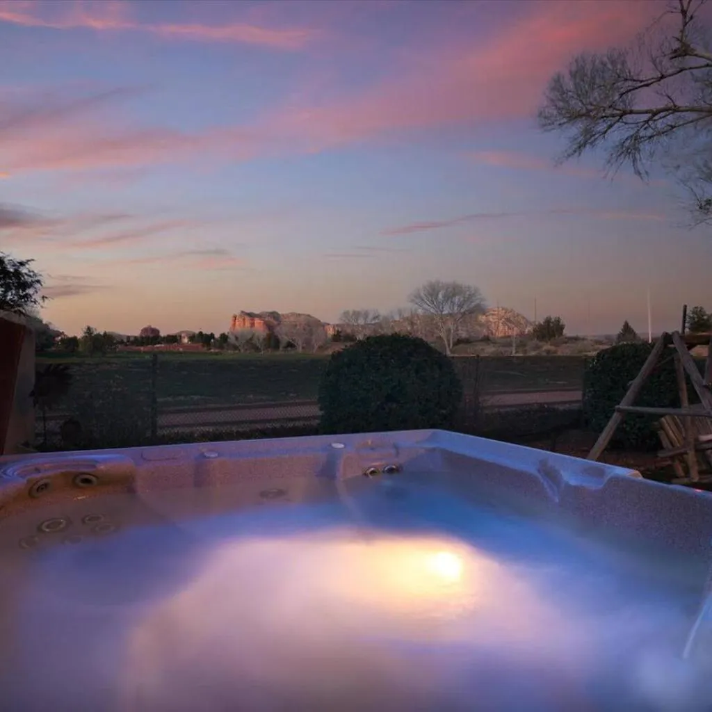 Photograph of King Casita shared hot tub - Breakfast included