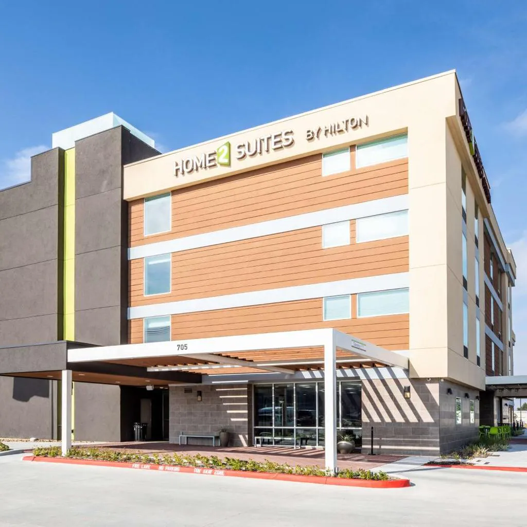 Photograph of Home2 Suites by Hilton Houston Bush Intercontinental Airport Iah Beltway 8