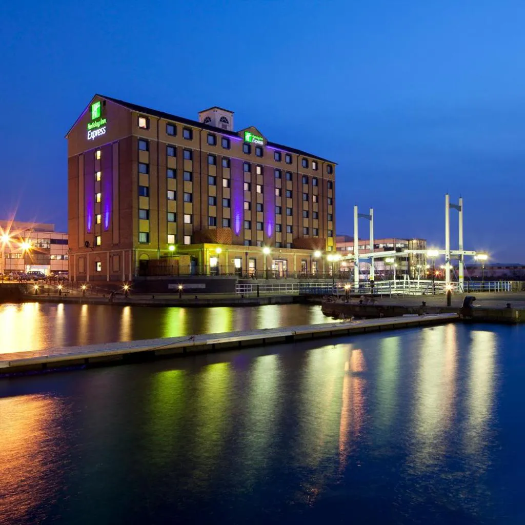 Photograph of Holiday Inn Express Manchester - Salford Quays by IHG