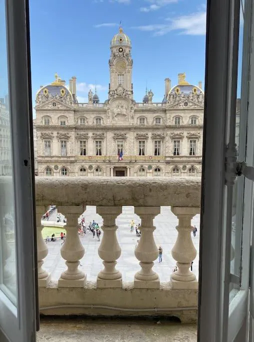 Photograph of Collection Terreaux - No 4 Balcon sur place w AC