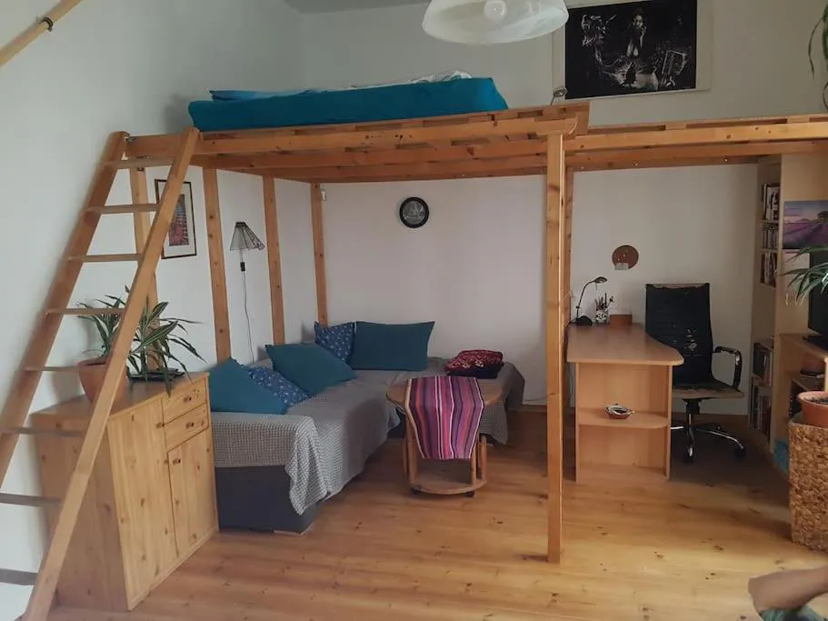 Photograph of Ruhiger Mini-Loft im Herzen Berlins
