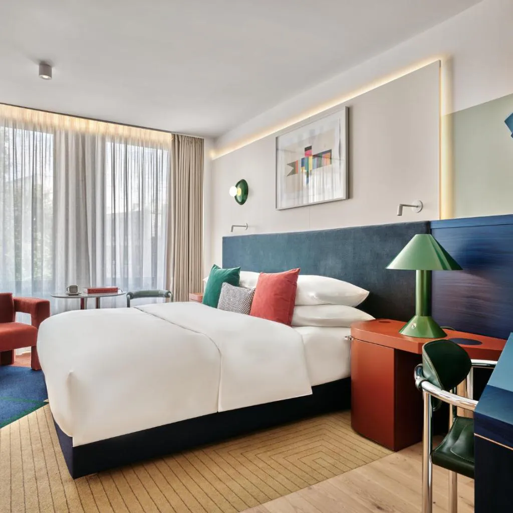Photograph of Kimpton Main Frankfurt by IHG
