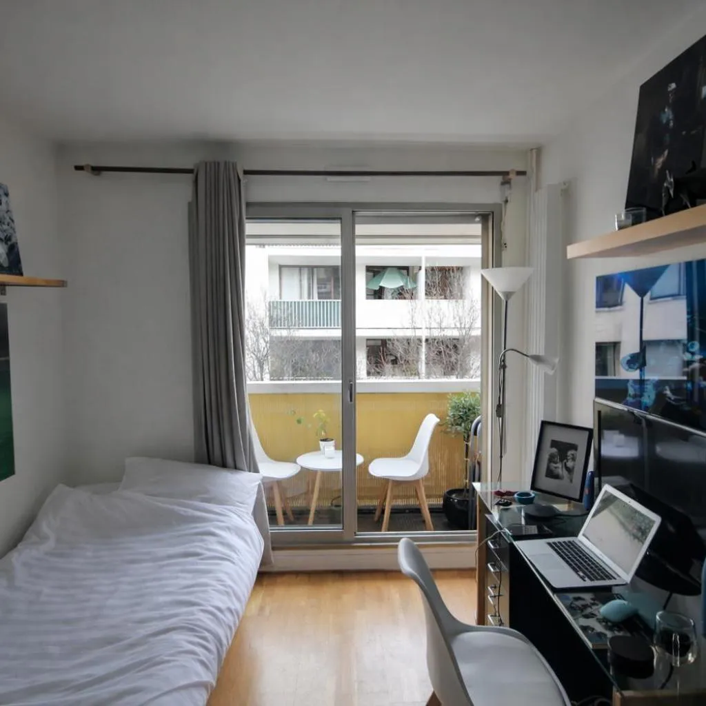 Photograph of Studio avec balcon dans le 17ème