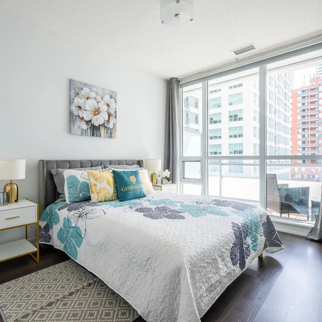 Photograph of Modern Condo 2BR 2BA Lillian St with Balcony
