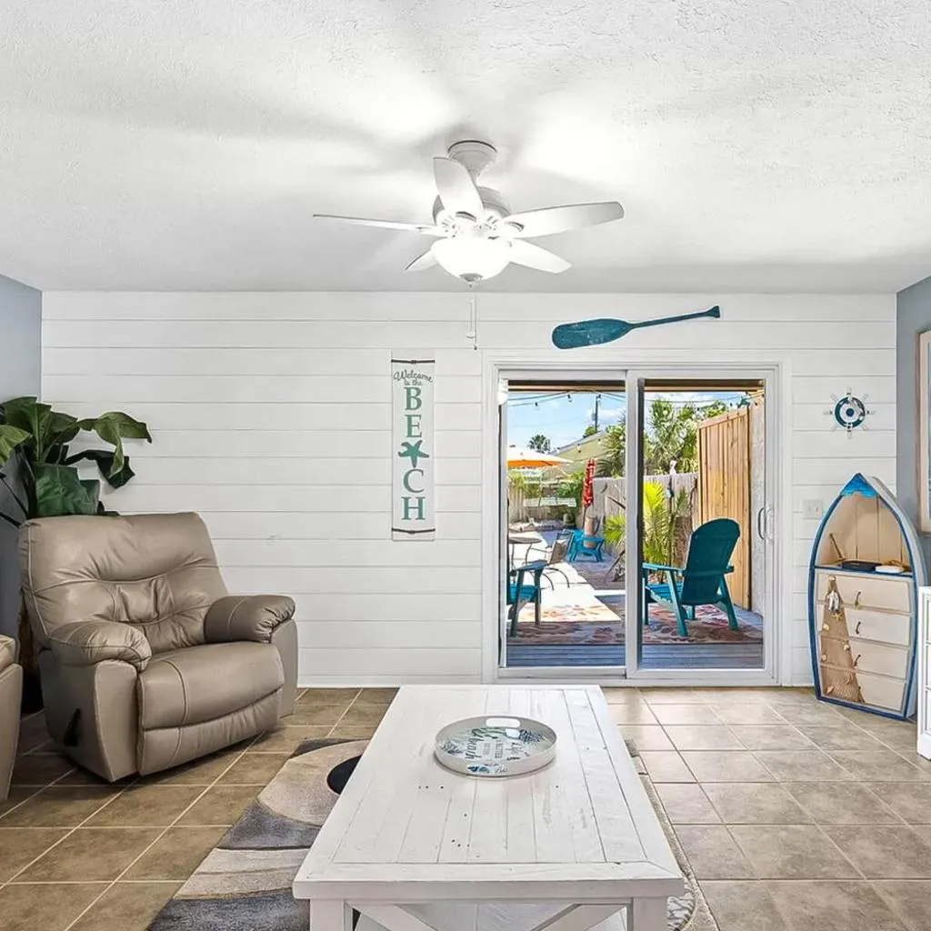 Photograph of Panhandle Luxury D