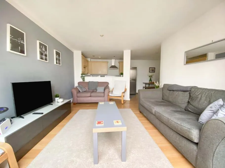 Photograph of Liverpool One Beautifully Presented 2 Bedroom Apartment
