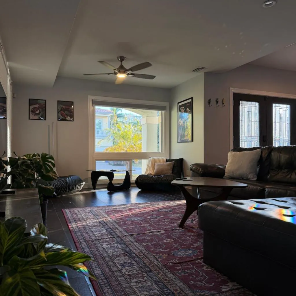 Photograph of Elegant Bayshore Home Ocean Views, pool, hot tub