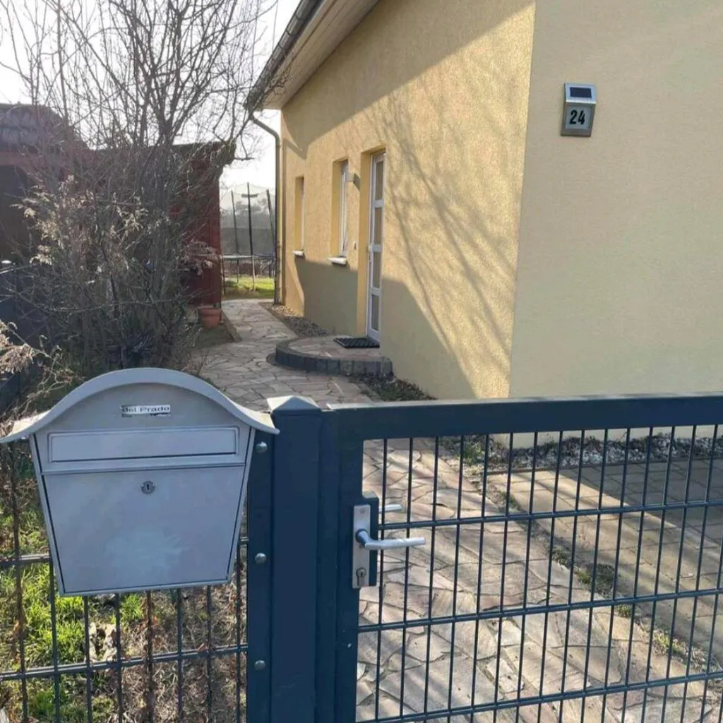 Photograph of Sonniges Zimmer im Einfamilienhaus