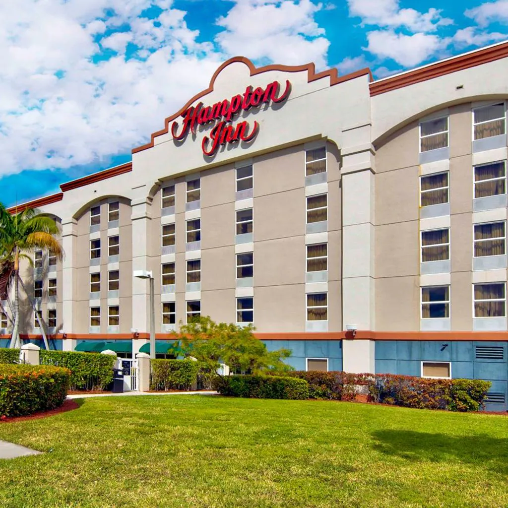 Photograph of Hampton Inn Ft Lauderdale Airport North Cruise Port