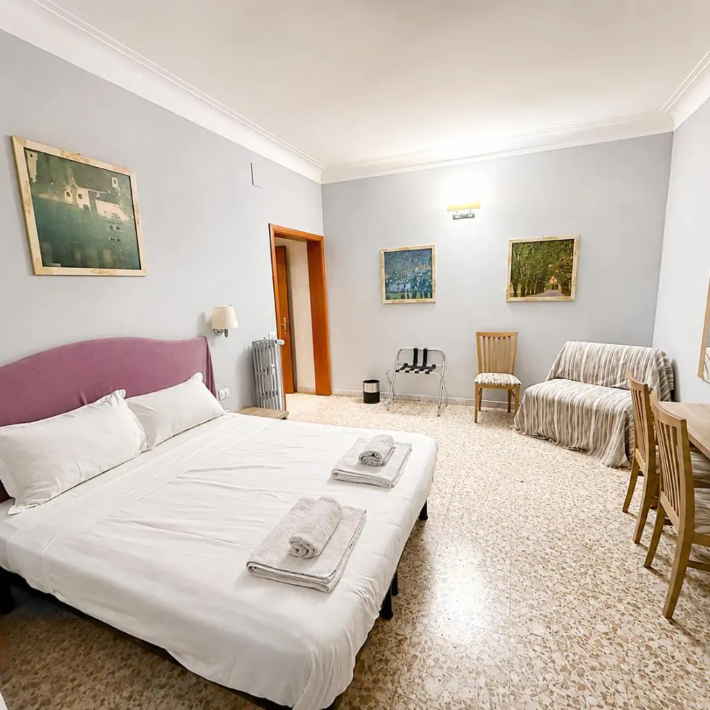 Photograph of San Giovanni Rooms - near metro