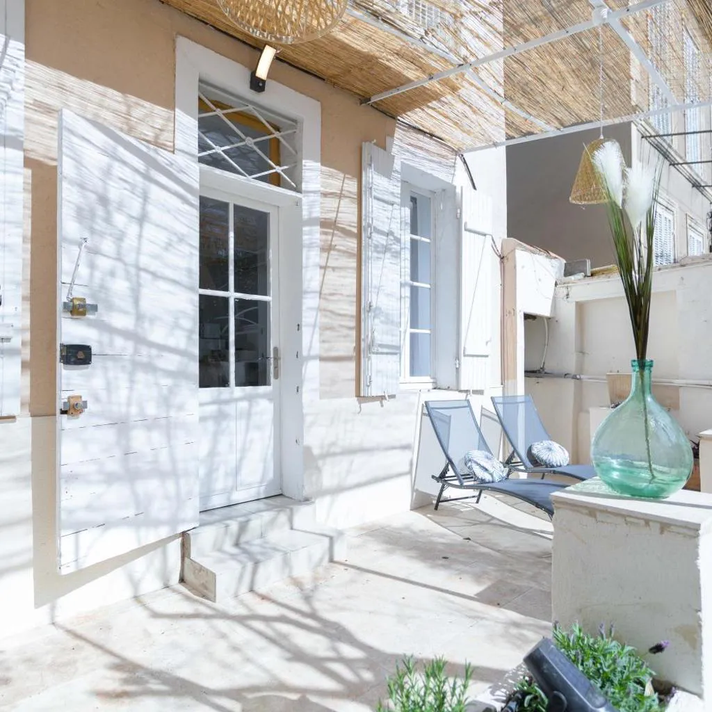 Photograph of La Maison de Famille 3 chambres 8 pers Terrasse Parking Clim