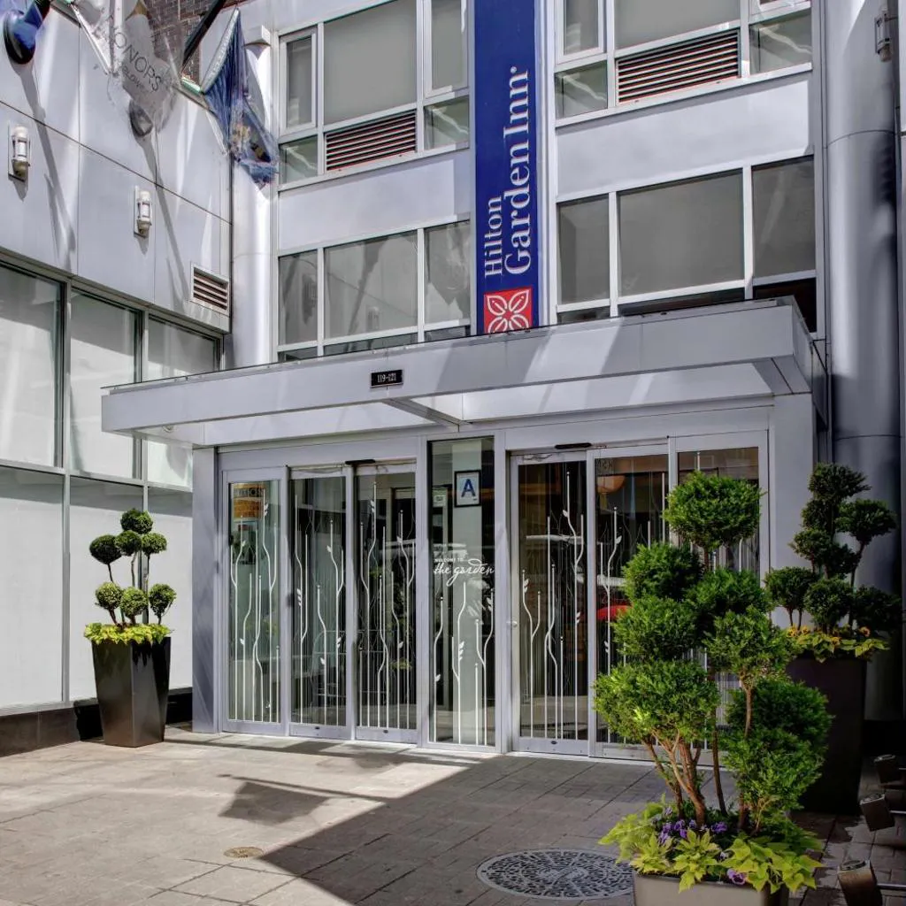 Photograph of Hilton Garden Inn New York/Manhattan-Chelsea