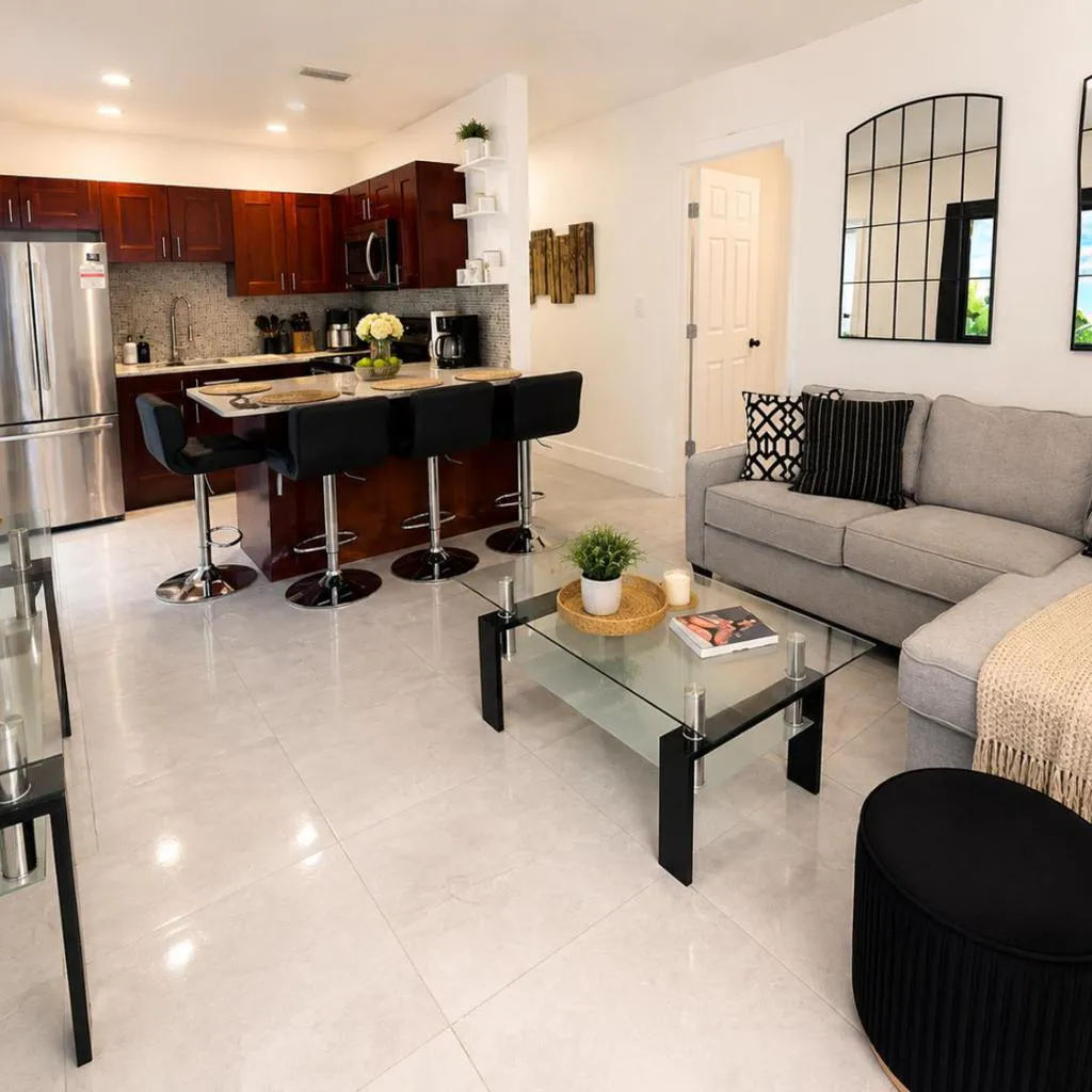 Photograph of Miami 2BR Home l Jackson Hospital l Parking