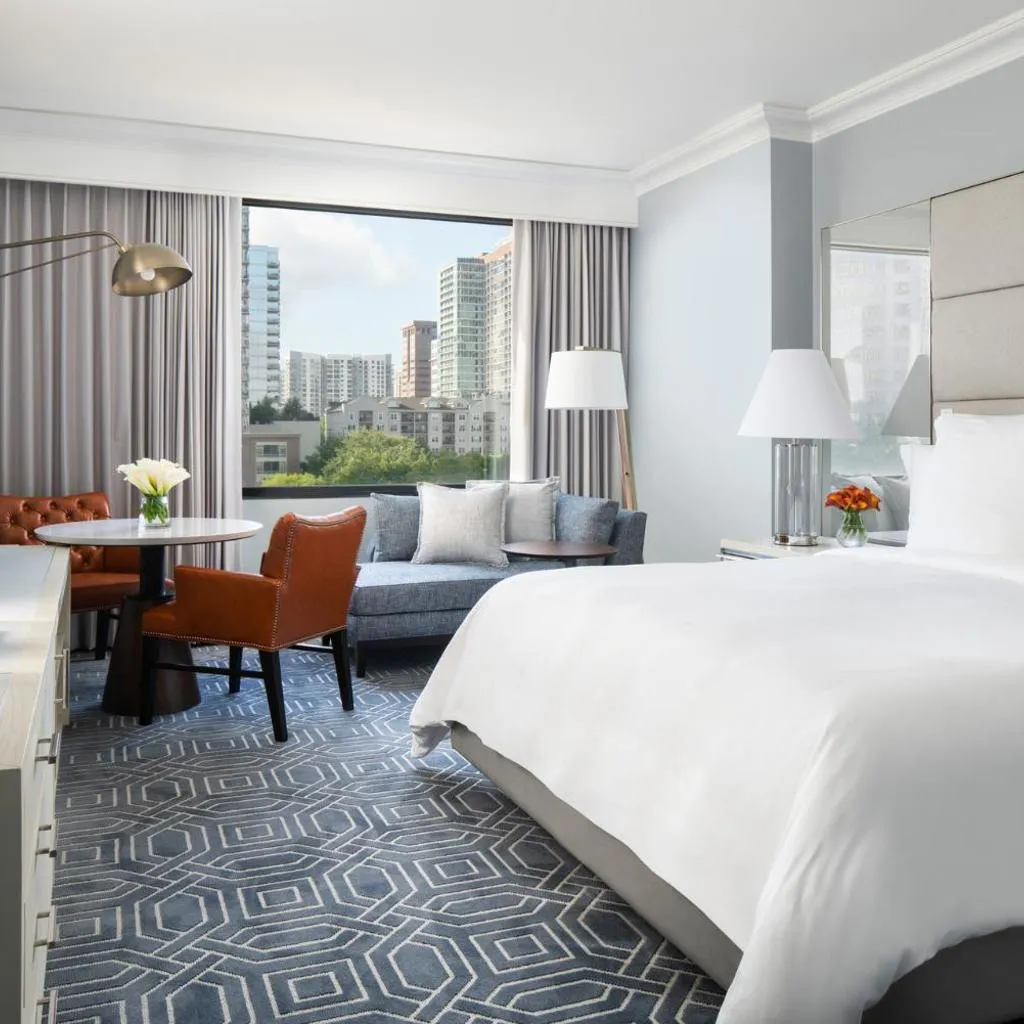 Photograph of Four Seasons Hotel Atlanta