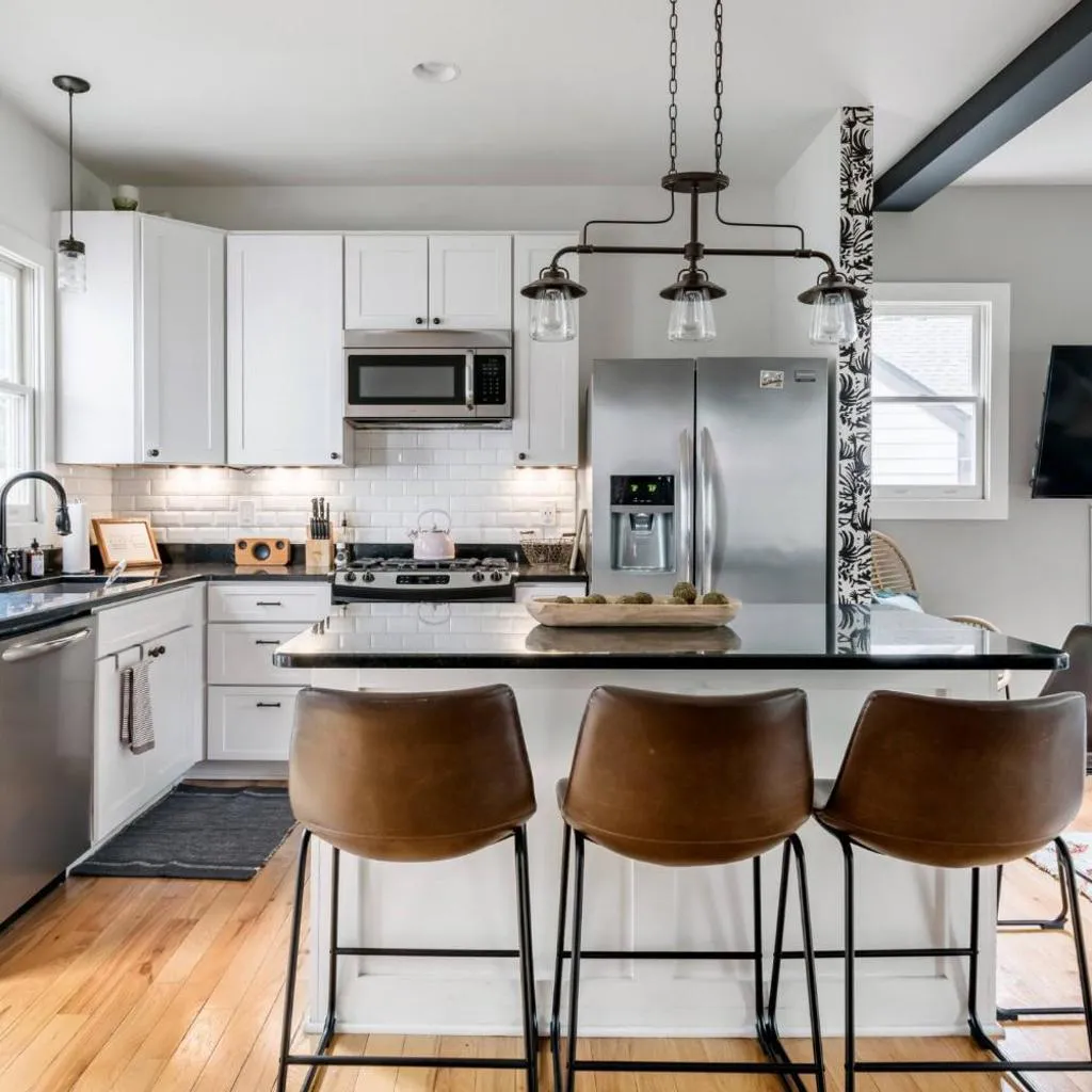 Photograph of Modern Boho Family House Near Shops in East Nashville