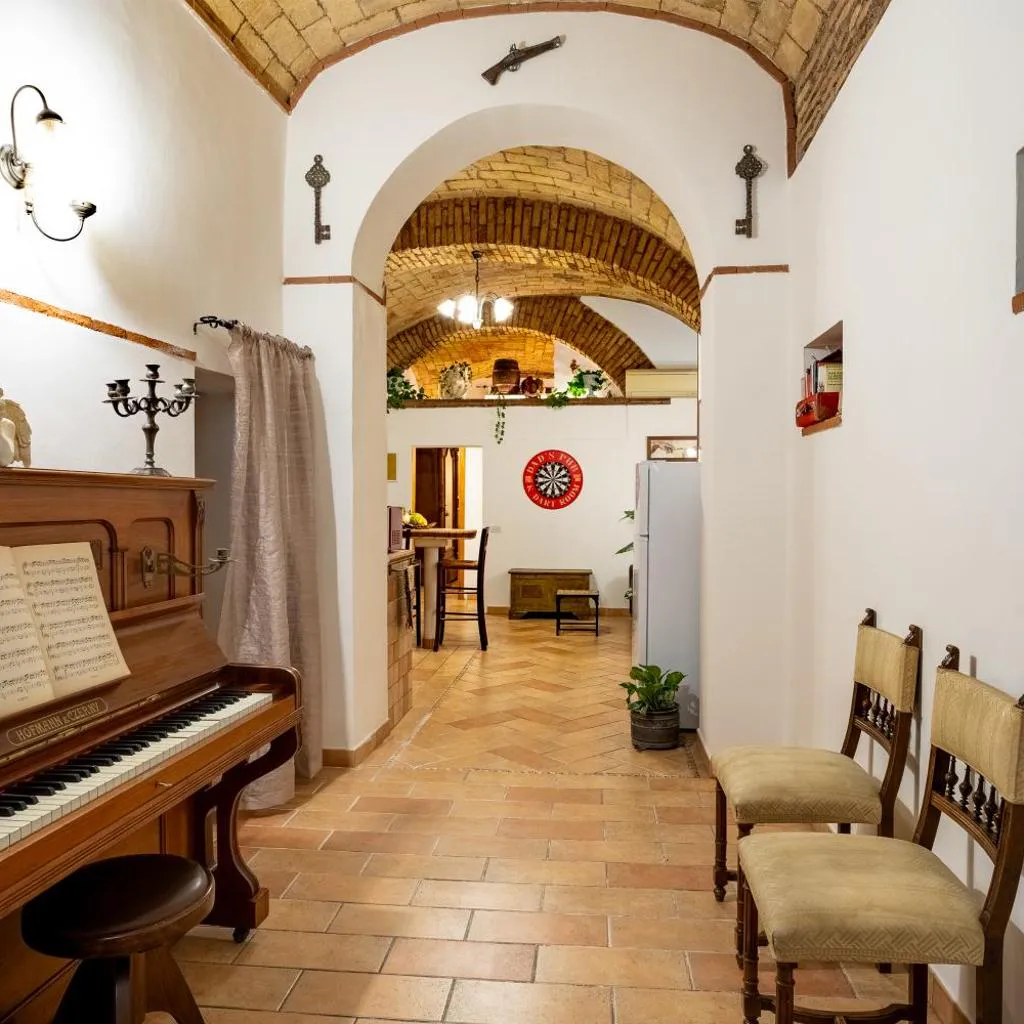 Photograph of DOMUS GELSOMINO