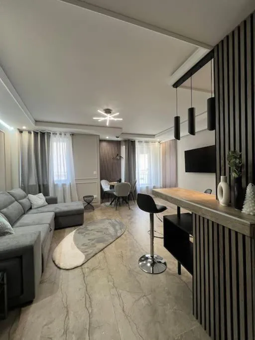 Photograph of Luxueux Appartement près de la Cathédrale