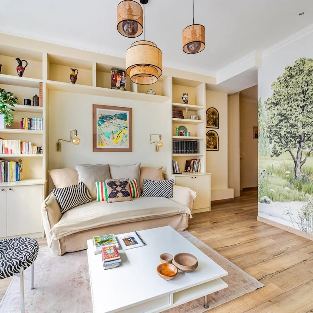 Photograph of Boutique Parisienne 3 BR Eiffel Tower