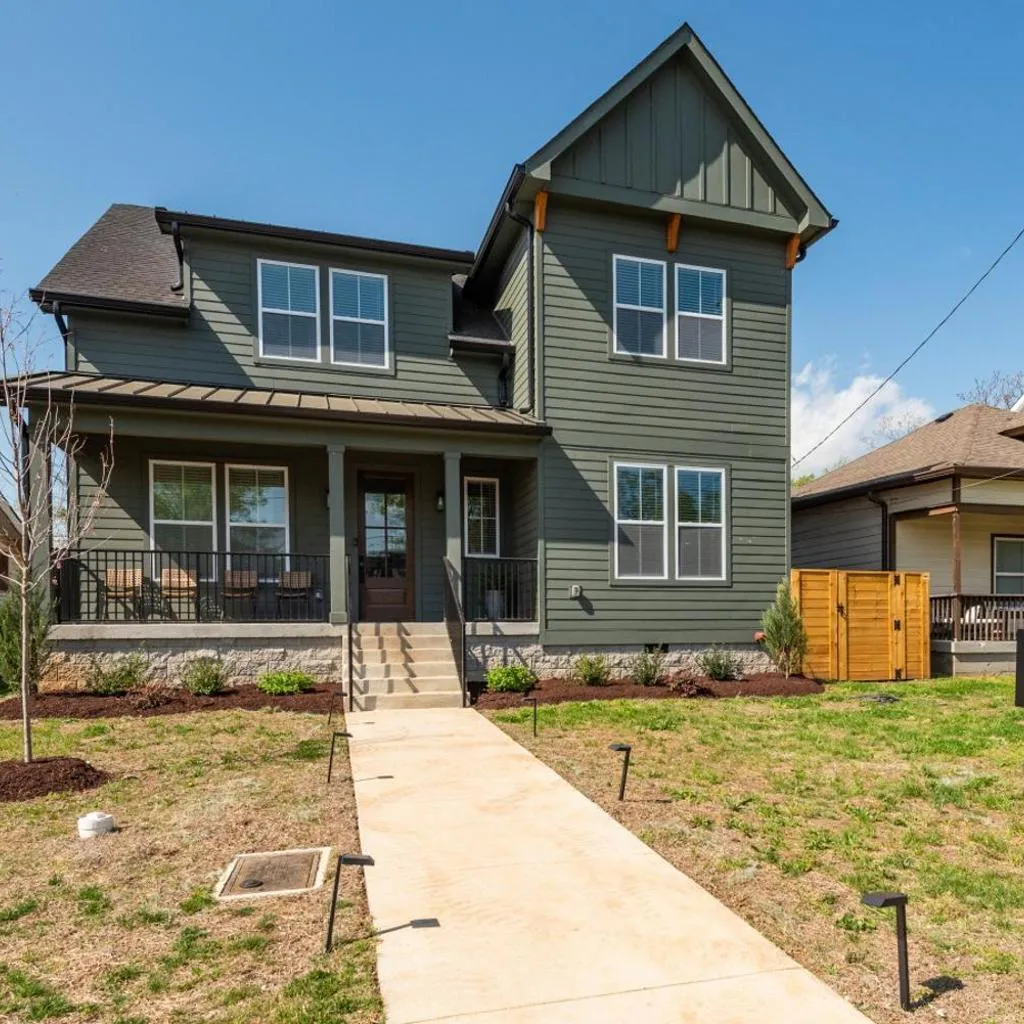 Photograph of Germantown Gem 4BR Home | Sleeps 10 | Minutes to Downtown