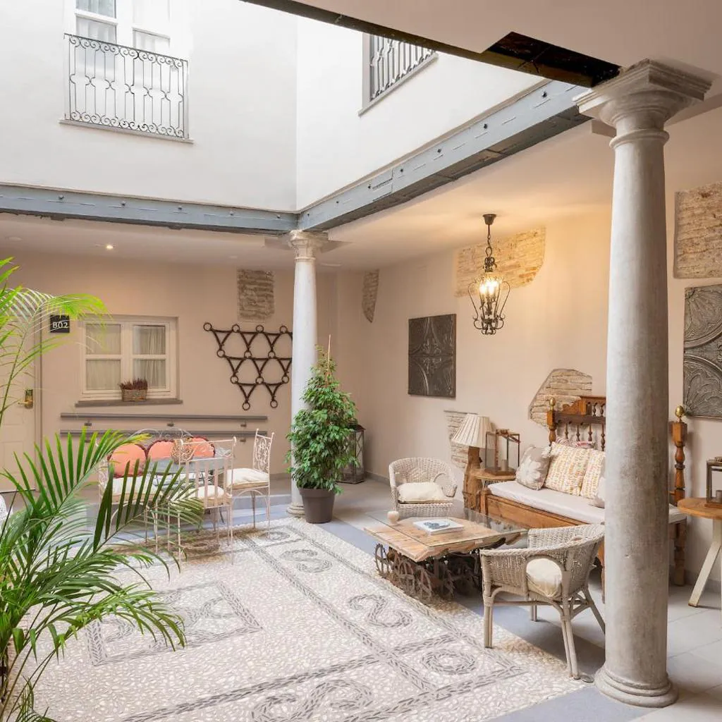 Photograph of Apartamentos Luna Suites Palacio Almagra