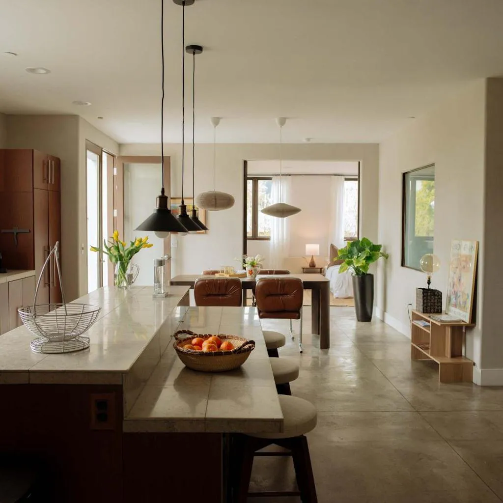 Photograph of Dreamy Mid-Century Modern Pad