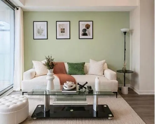 Photograph of The Downtown Luxe at 101