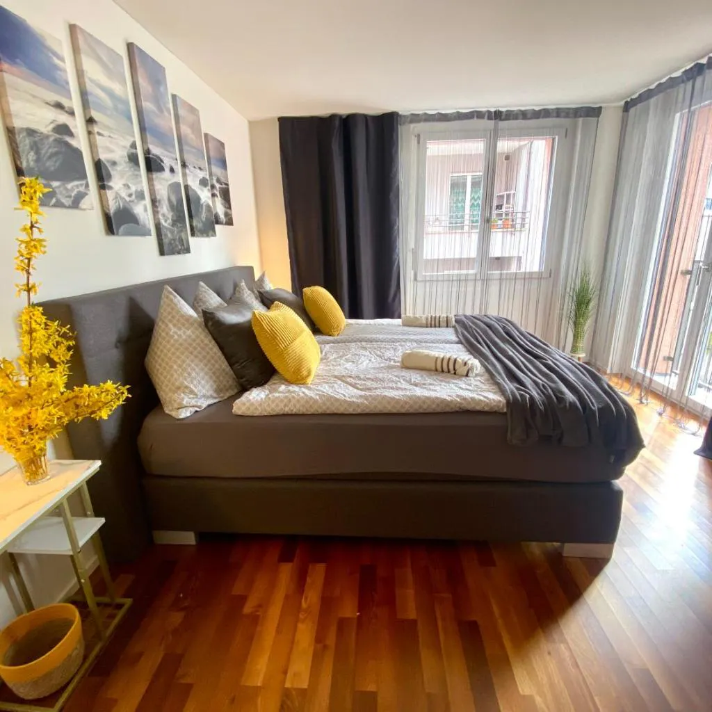 Photograph of City Views Apartment am Schaffhauserplatz