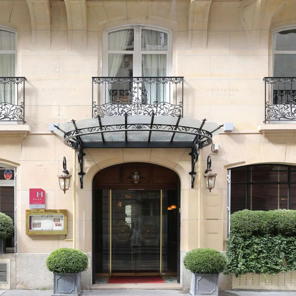 Photograph of Best Western Premier Trocadero La Tour